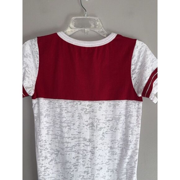 Harry Potter Tee Top V Neck Wizarding World Gryffindor Universal Studio Medium - Picture 8 of 14